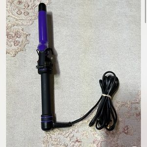 Hot Tools Professional Curling Iron Model 2181 1 in barrel Ceramic coated